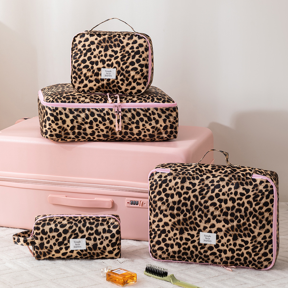 ヒョウ柄メイクアップバッグ トイレタリー衣類トラベルオーガナ - Travel Accessories Comfort のレビューと価格