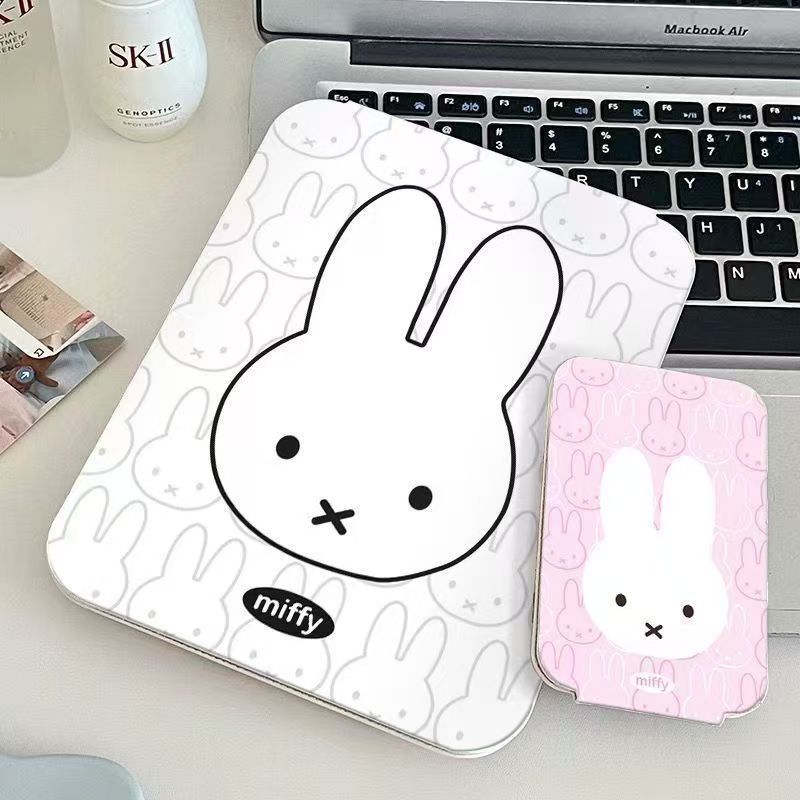 ミッフィーバニーメイクアップミラー ポータブルフリップアップ - Travel Accessories Best のレビューと価格