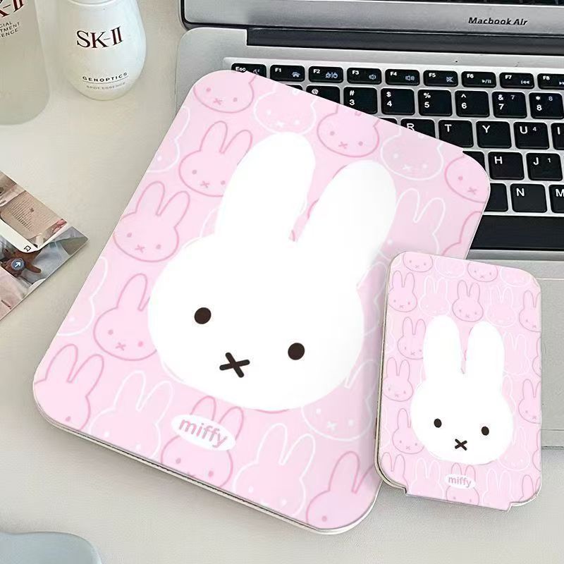 ミッフィーバニーメイクアップミラー ポータブルフリップアップ - Travel Accessories Best のレビューと価格