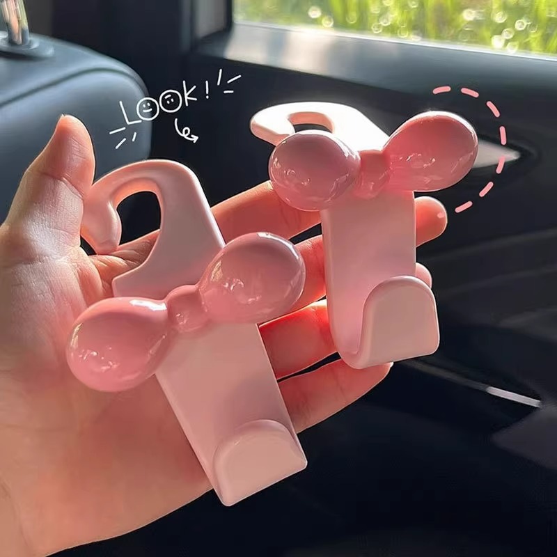 ミニマリストなボウ型車用後部座席吊り下げフック、実用的な収納 - Travel Accessories Gadget のレビューと価格