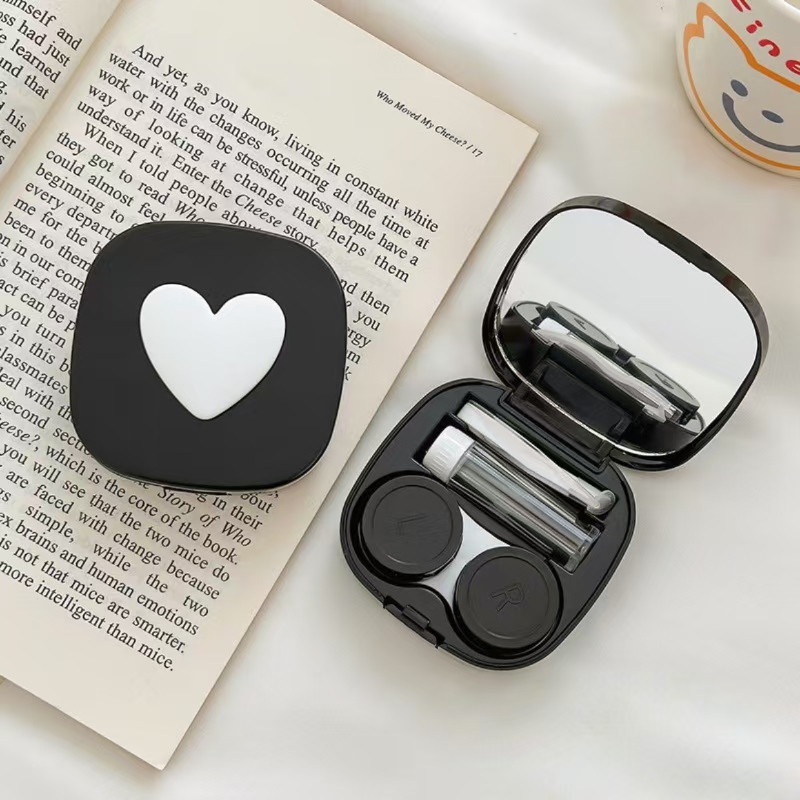 ハート コンタクト レンズ ケース ミラー付き ミニ ラブリ - Travel Accessories Comfort のレビューと価格