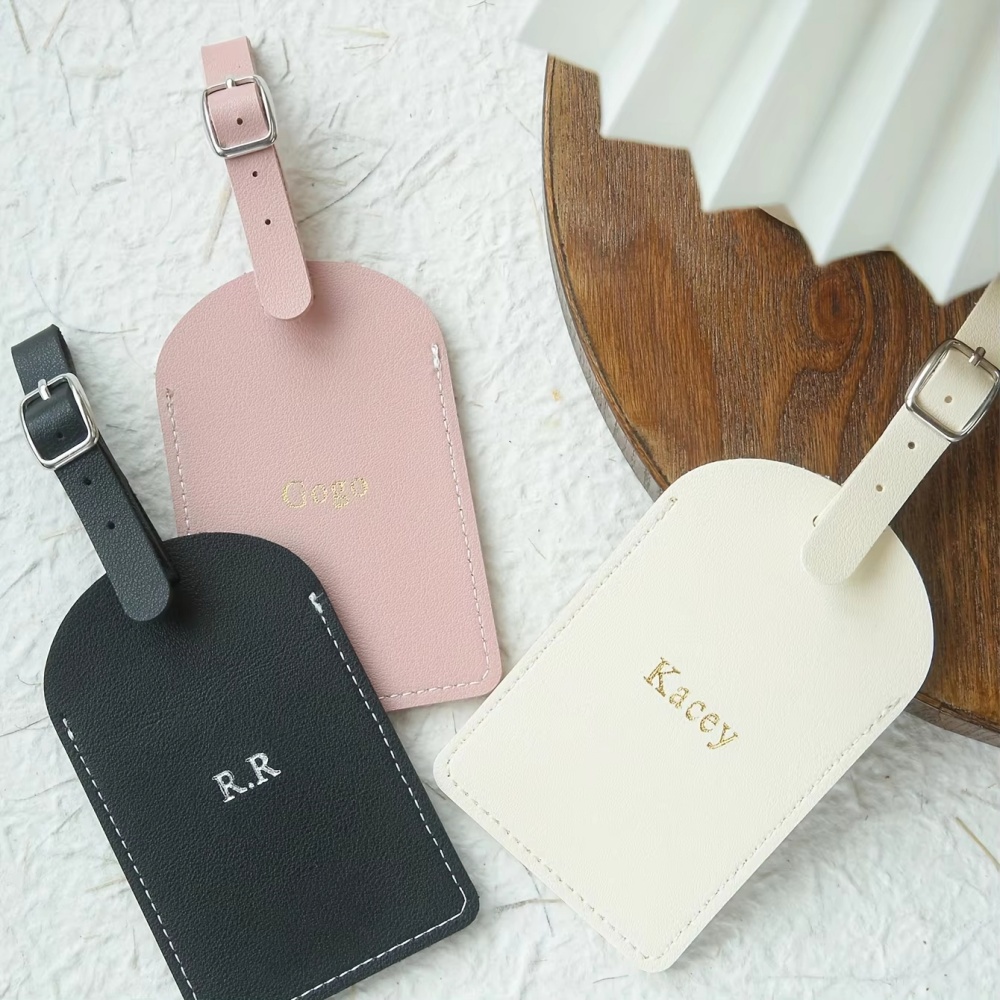 カスタマイズ可能な名入れシルバーゴールドモノグラムビーガンレ - Travel Accessories Sale のレビューと価格