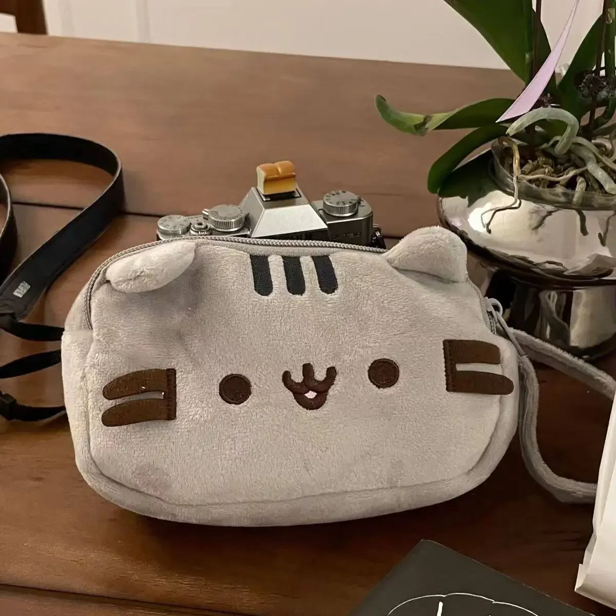 かわいいプシーンペンシルケース、漫画風の太った猫、大容量学生 - Travel Accessories Gadget のレビューと価格